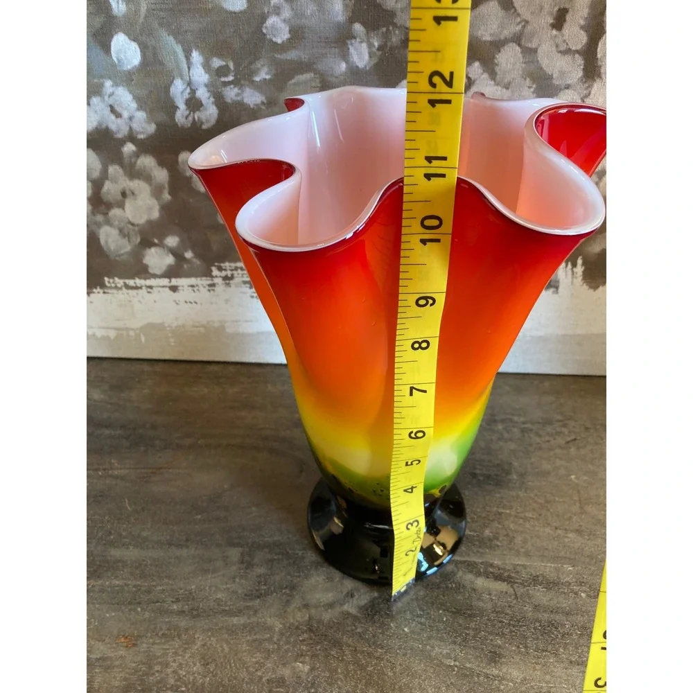 Art Glass Ruffled Handkerchief Vase‎ Rainbow Red Orange Yellow Green 12 Inch MCM